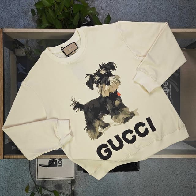 YupooPA Gucci 2025 A/W New Schnauzer Print Couples' Crewneck WHITE | Yupoo Rep Clothing image 3