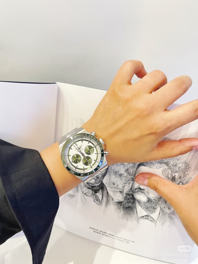 YupooPA Longines Conquest Green Glow Watch | Yupoo Rep Watches image 2