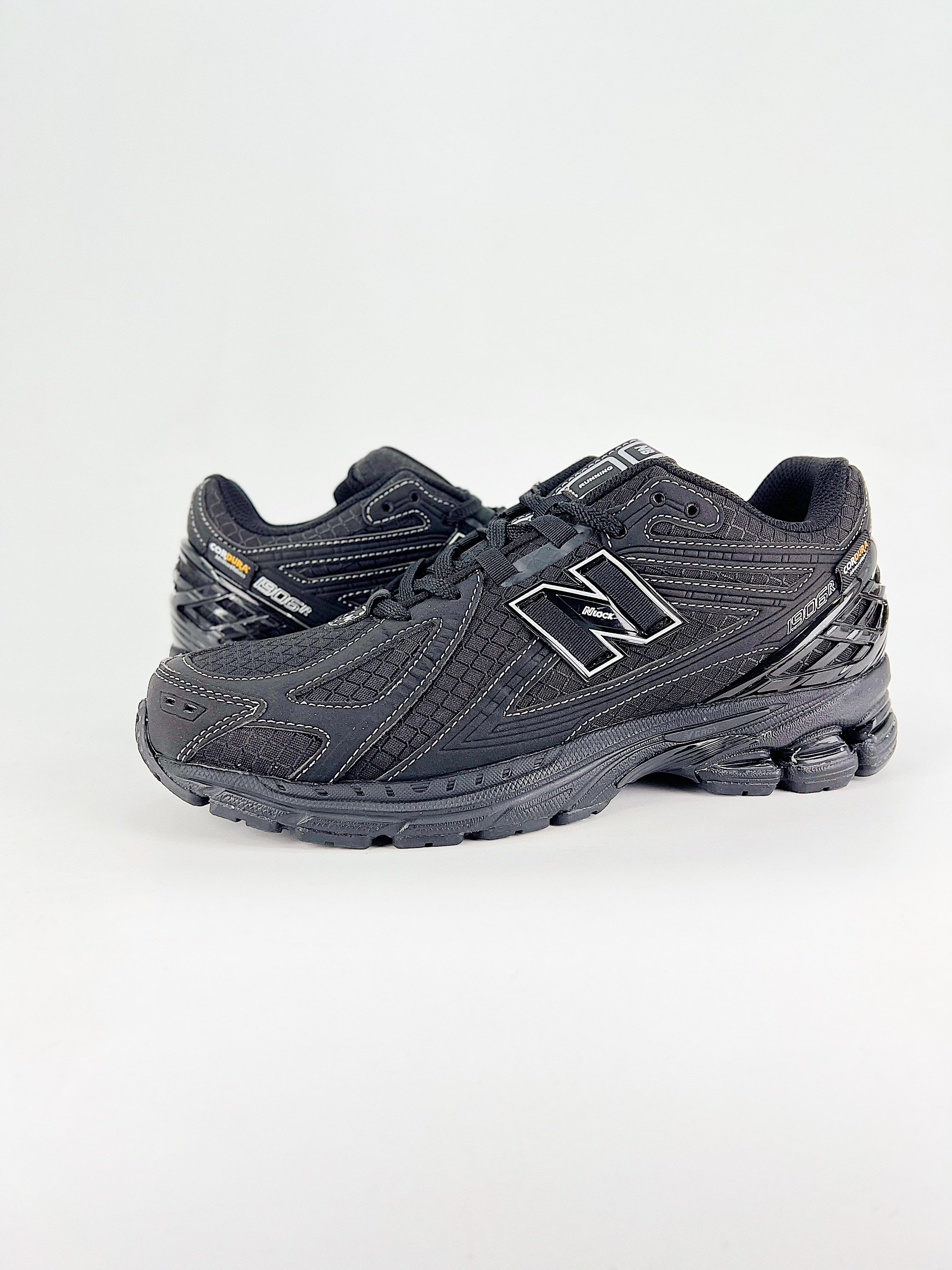 YupooPA New Balance NB1906 Retro Black Sneakers Reps image 2