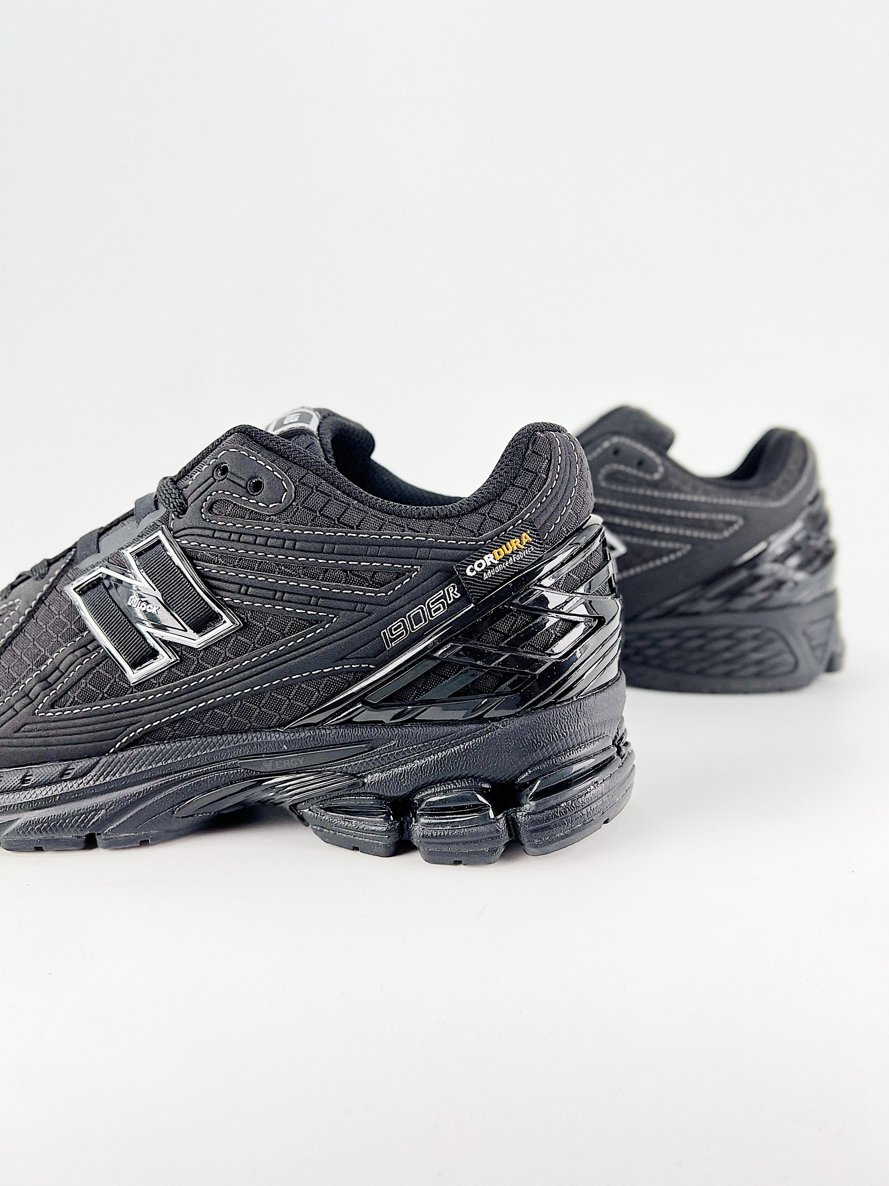 YupooPA New Balance NB1906 Retro Black Sneakers Reps image 6