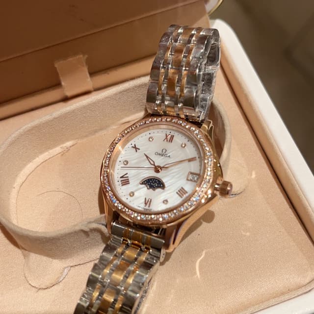YupooPA Omega Moonphase Pearl Watch | Yupoo Rep Watches image 9