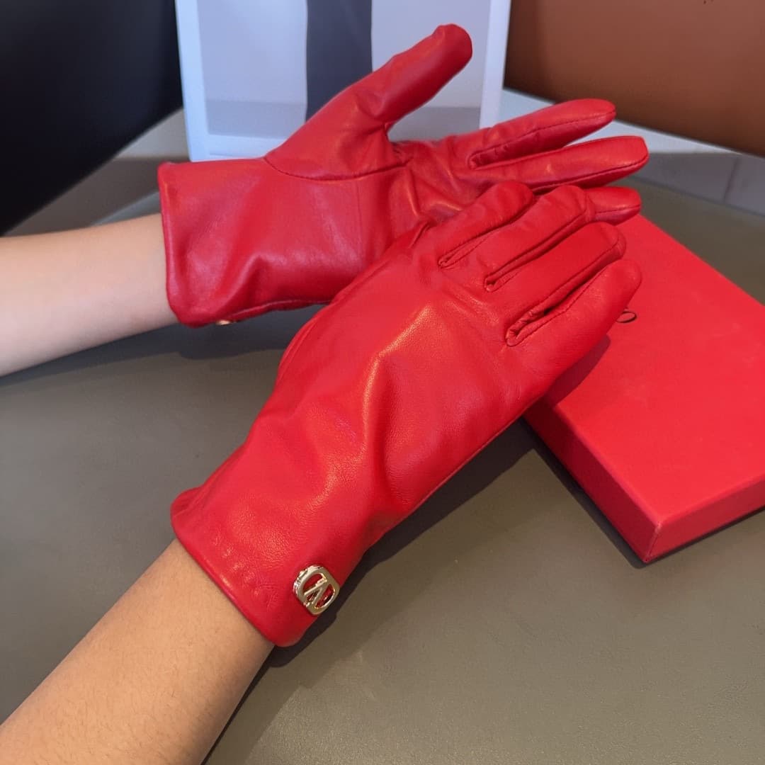 YupooPA Valentino Rep Red Gloves | Soft Lambskin image 3