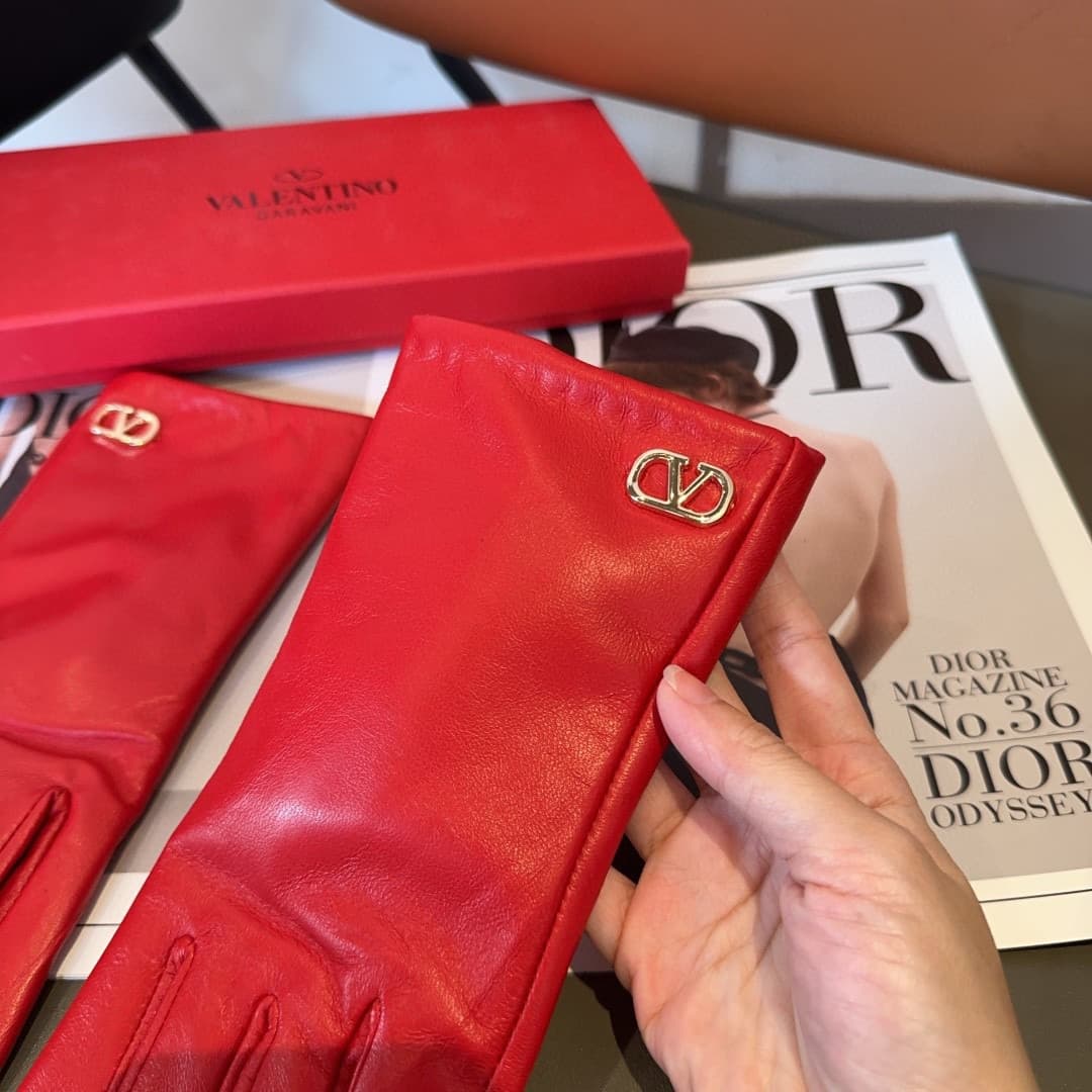 YupooPA Valentino Rep Red Gloves | Soft Lambskin image 7