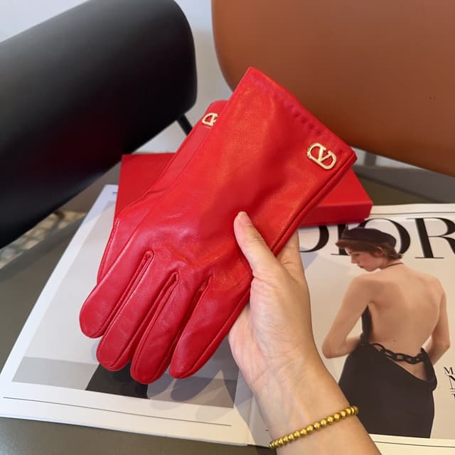 YupooPA Valentino Rep Red Gloves | Soft Lambskin | Yupoo image 10