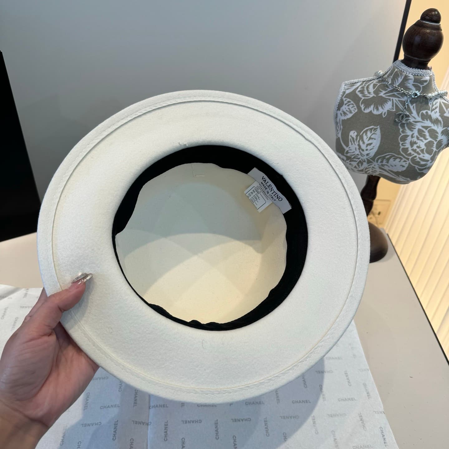 YupooPA White Valentino Rep Hat | Classic Fedora Style image 7