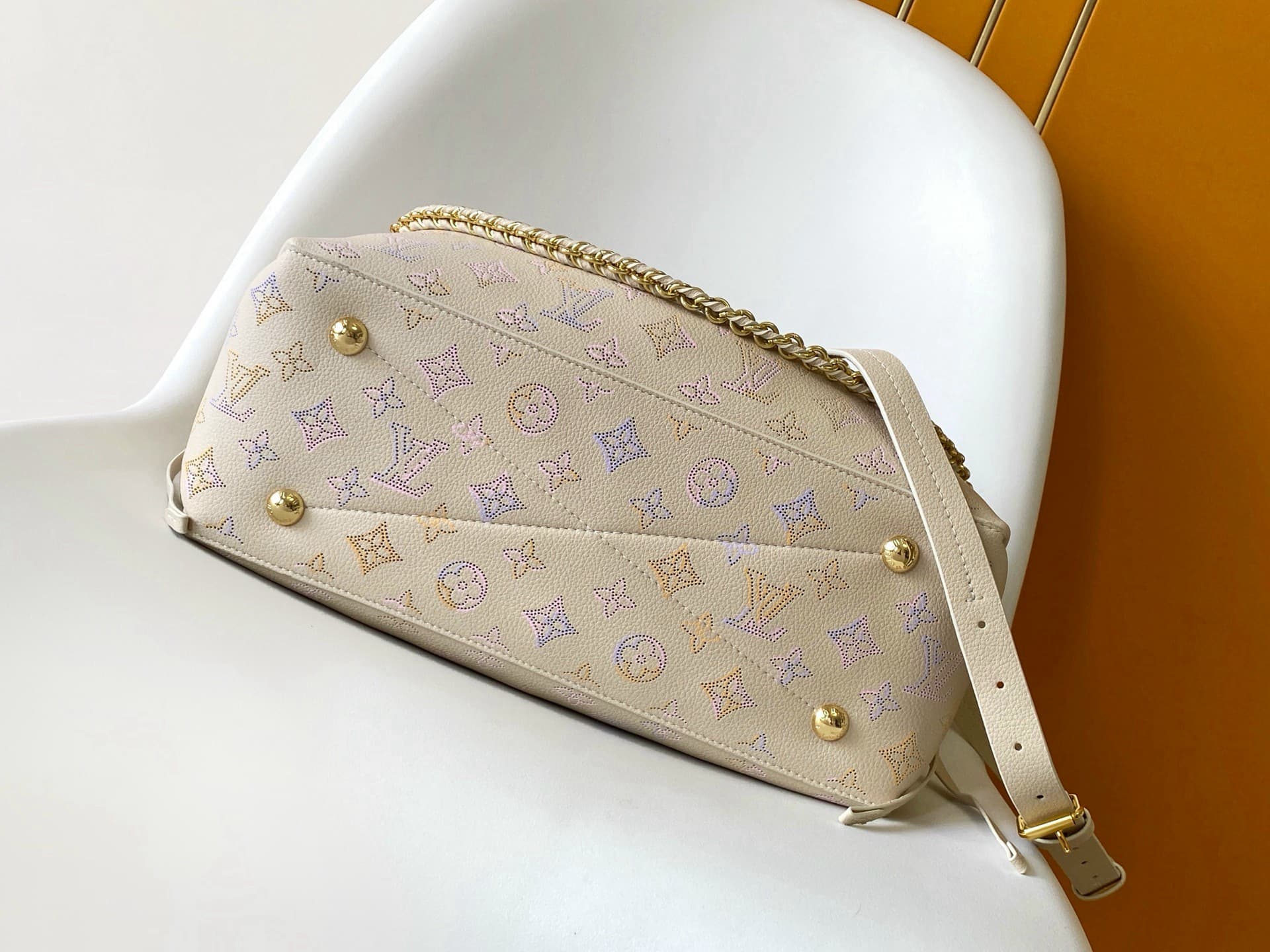 Yupoo bag | Rep Bag Louis Vuitton Bella Tote image 3
