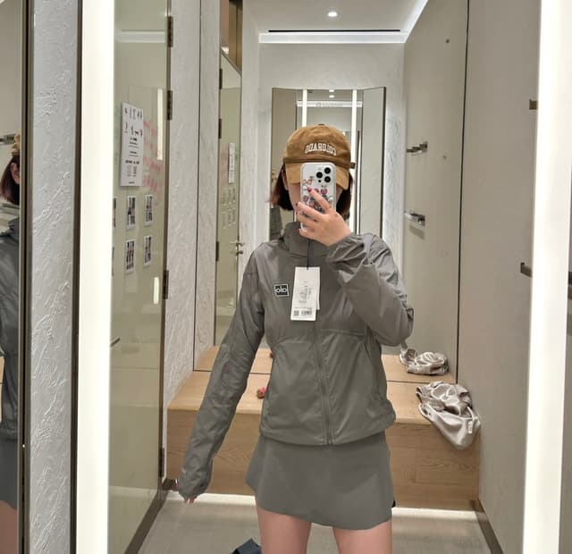 alo Casual suits Yupoo shorts women 016 | Rep Clothing image 6