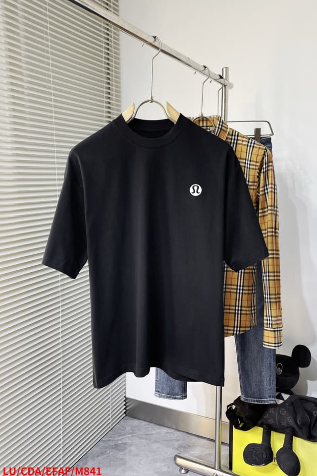 lululem New Double-Layer Letter Print Tee Black | Yupoo Rep Clothing image 1
