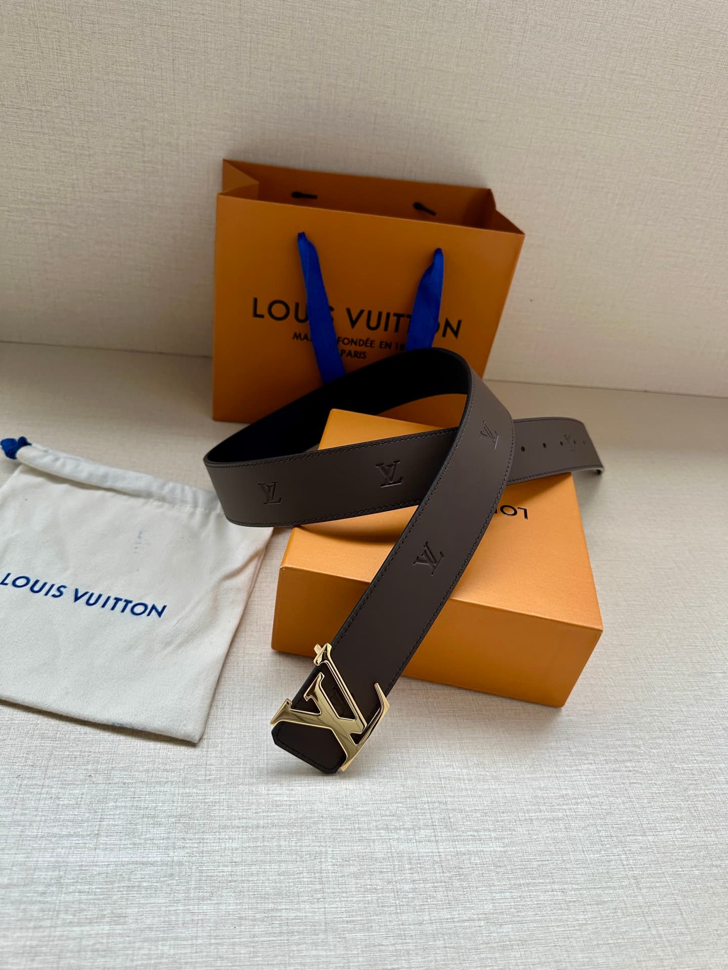 Lv Initiales Blason 40Mm Belt YupooPA Lv Belt Brown image 4