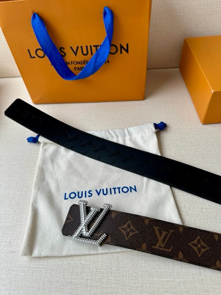 Lv Initiales Studs Reversible Belt 4.0Cm YupooPA Belt image 7