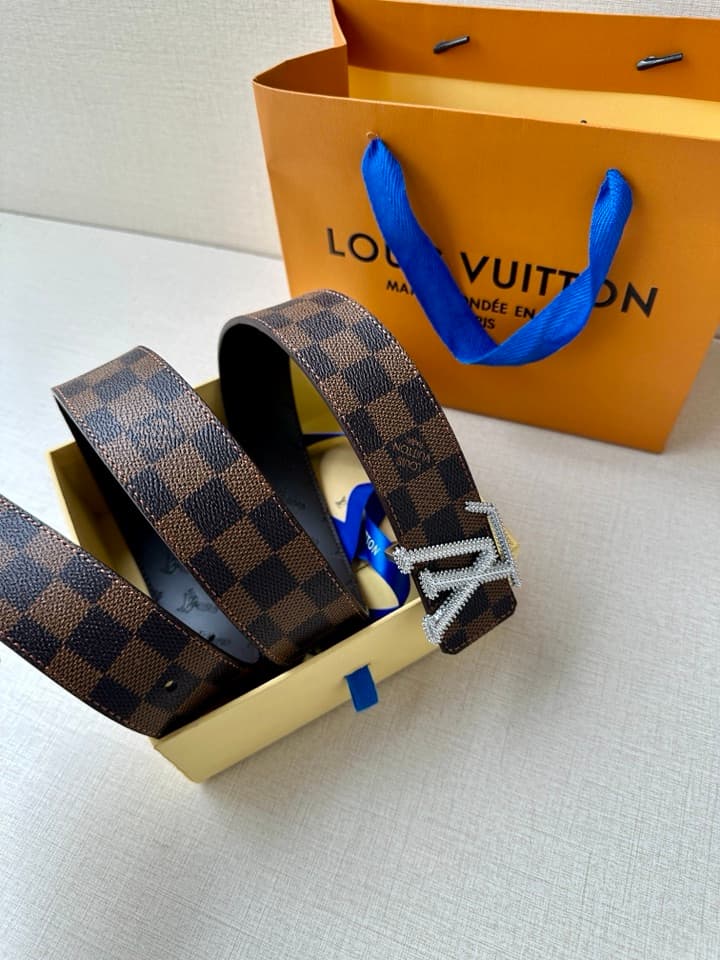 Lv Initiales Studs Reversible Belt 40Mm YupooPA Belt image 5