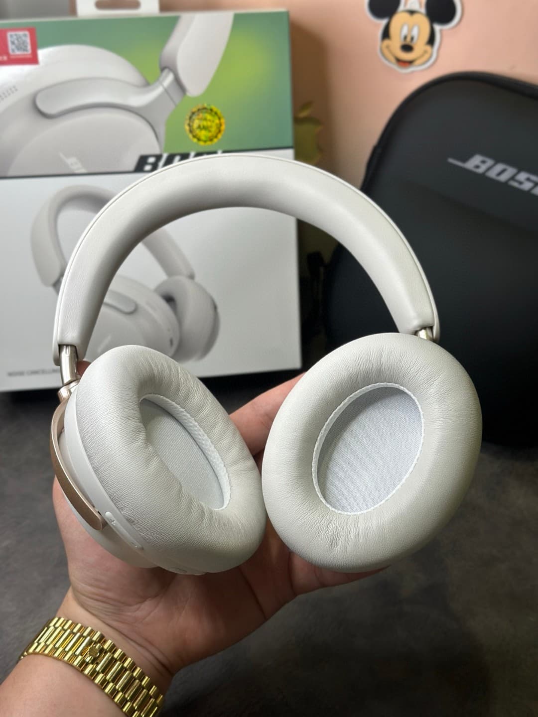 Bose Quietcomfort Ultra Over-Ear Headphones image 4