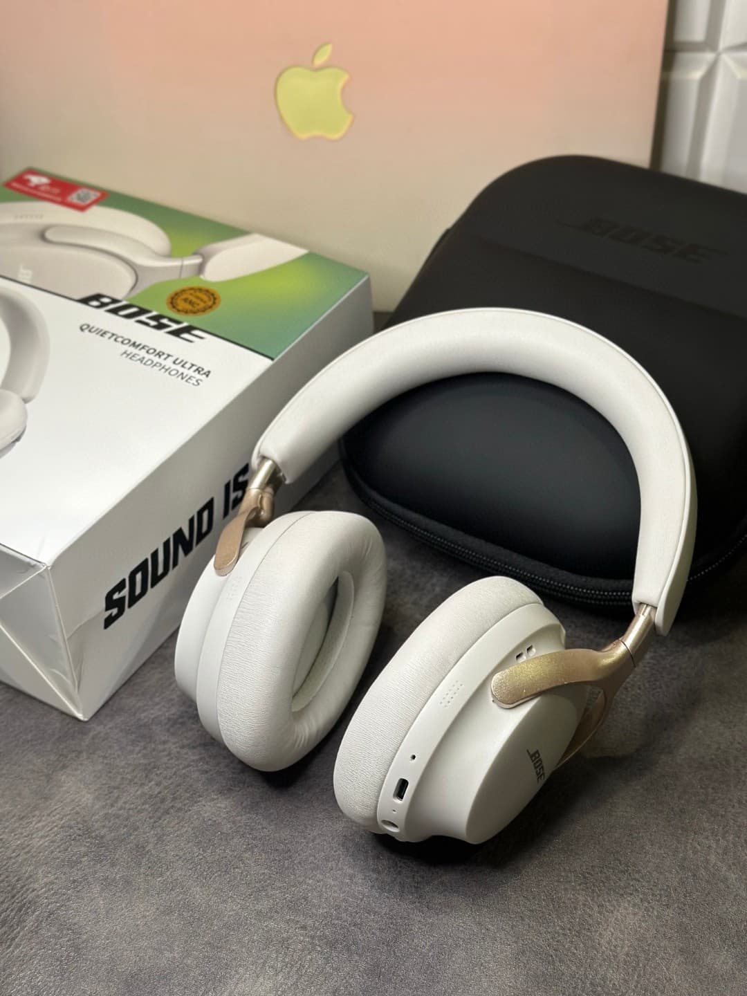 Bose Quietcomfort Ultra Over-Ear Headphones image 6