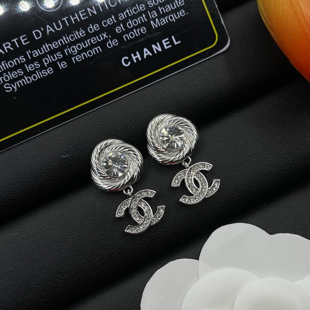 Chanel Stud Earrings YupooPA Jewelry Silver image 1