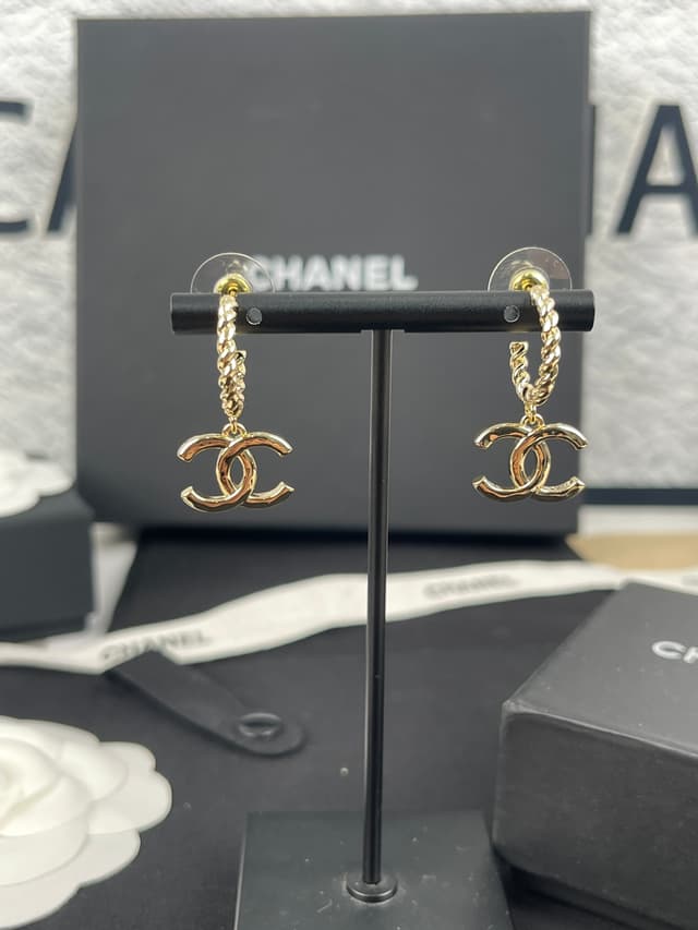 Chanel Double C Stud Earrings YupooPA Jewelry Silver And Gold | Yupoo Rep Jewelry image 3
