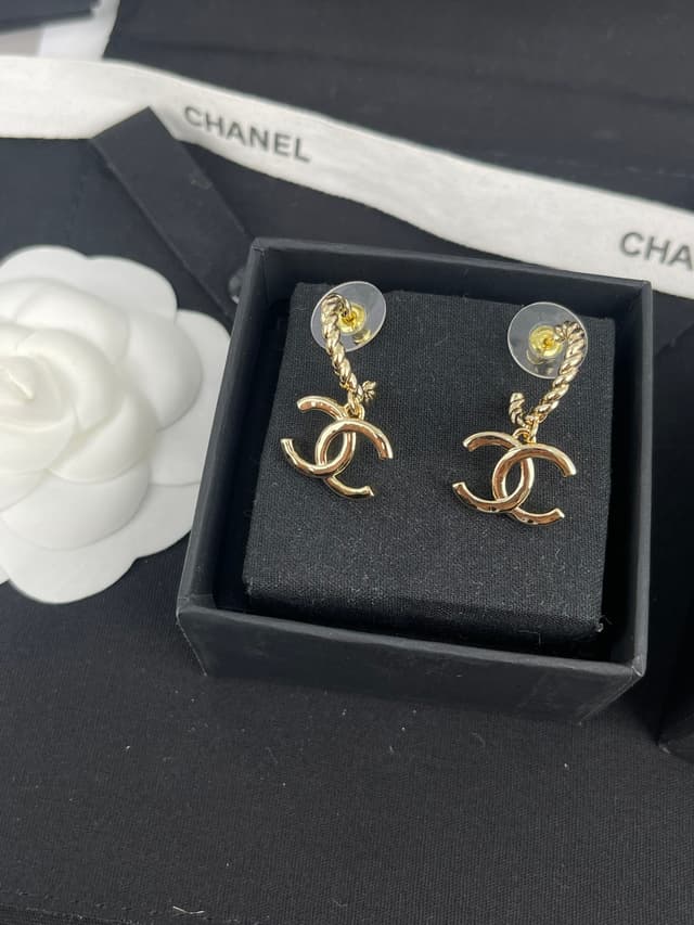 Chanel Double C Stud Earrings YupooPA Jewelry Silver And Gold | Yupoo Rep Jewelry image 7