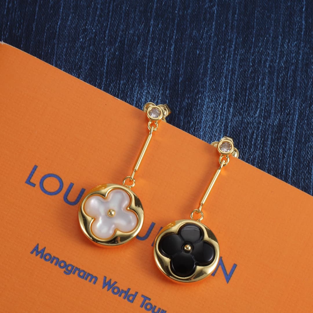 Louis Vuitton Stud Earrings YupooPA Lv Jewelry Black White image 5