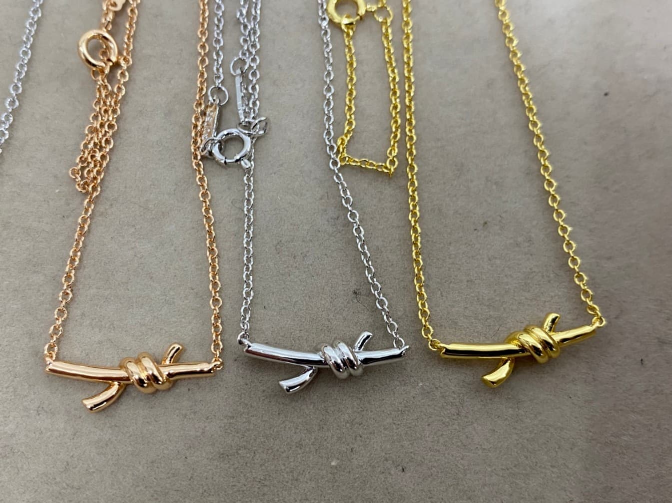 Tiffanys new knot mini Necklace YupooPA Jewelry image 4