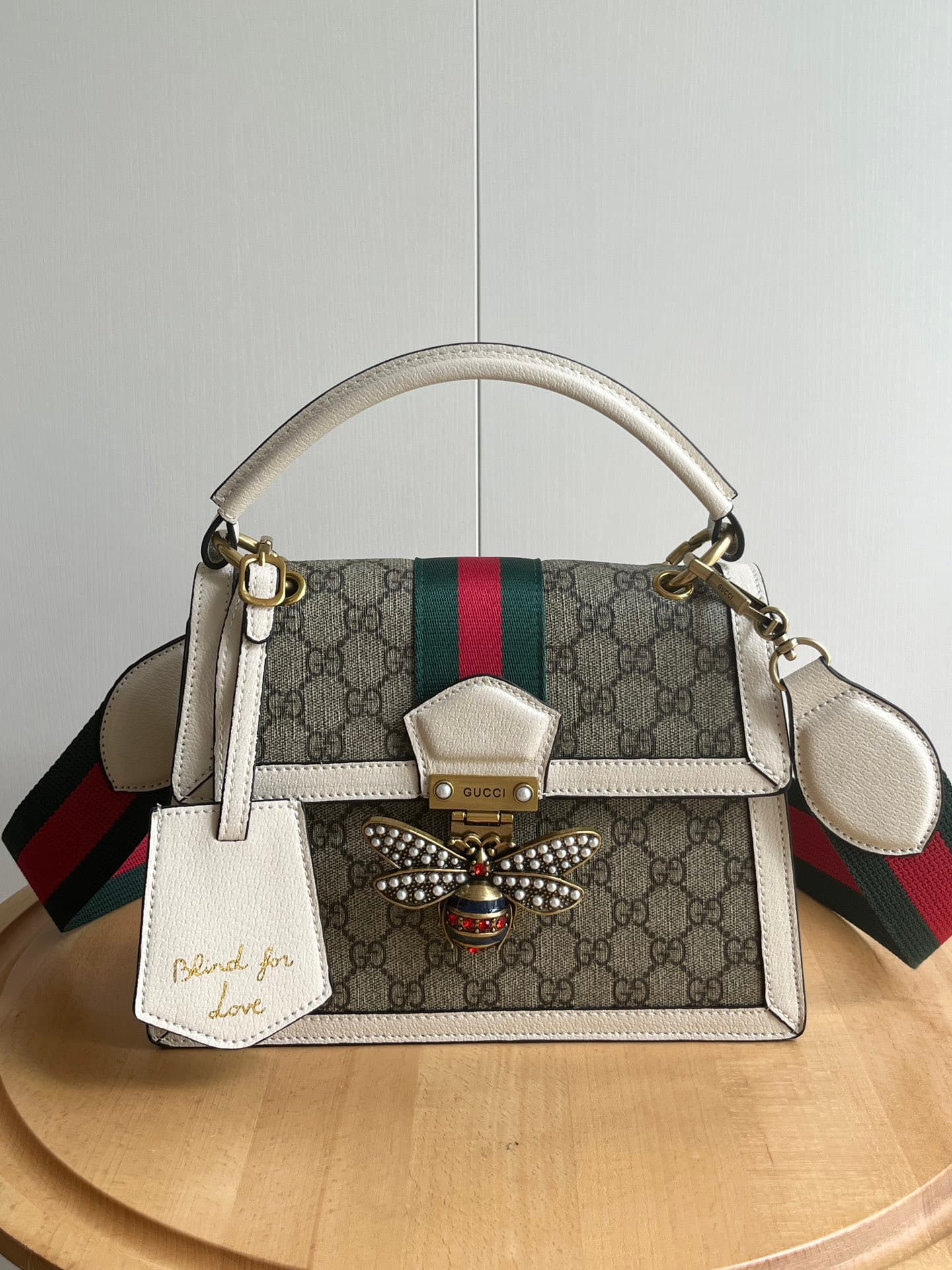 YupooPA Gucci Bags Bee Queen Margaret Handbag White - 476541 image 1