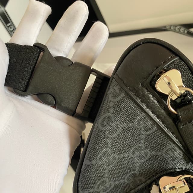 Gucci Bags GG Waist Bag Chest Pack Black 450946 | Yupoo Rep Bags image 4