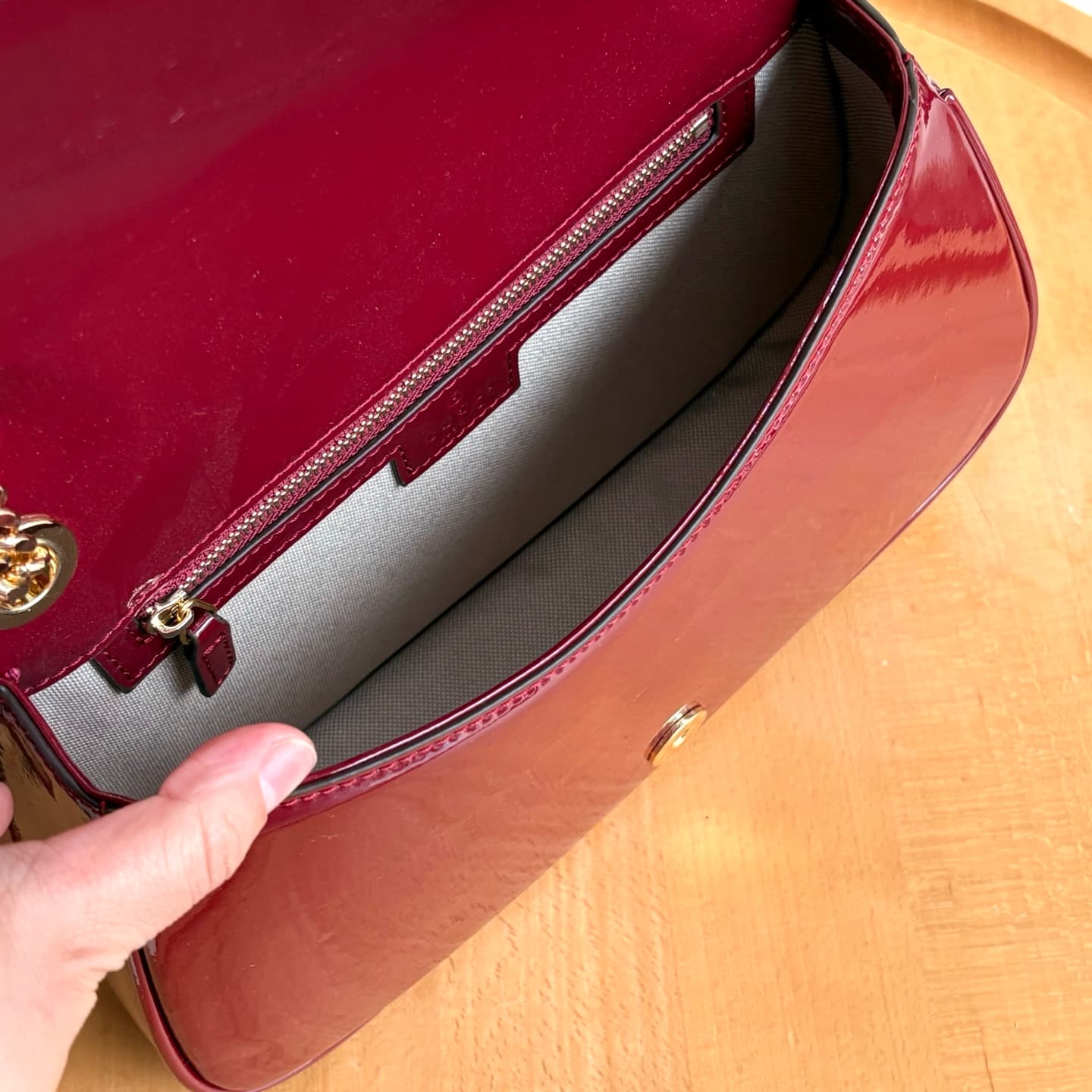 YupooPA Gucci Gg Blondie Small Shoulder Bag Red - 815715 image 8