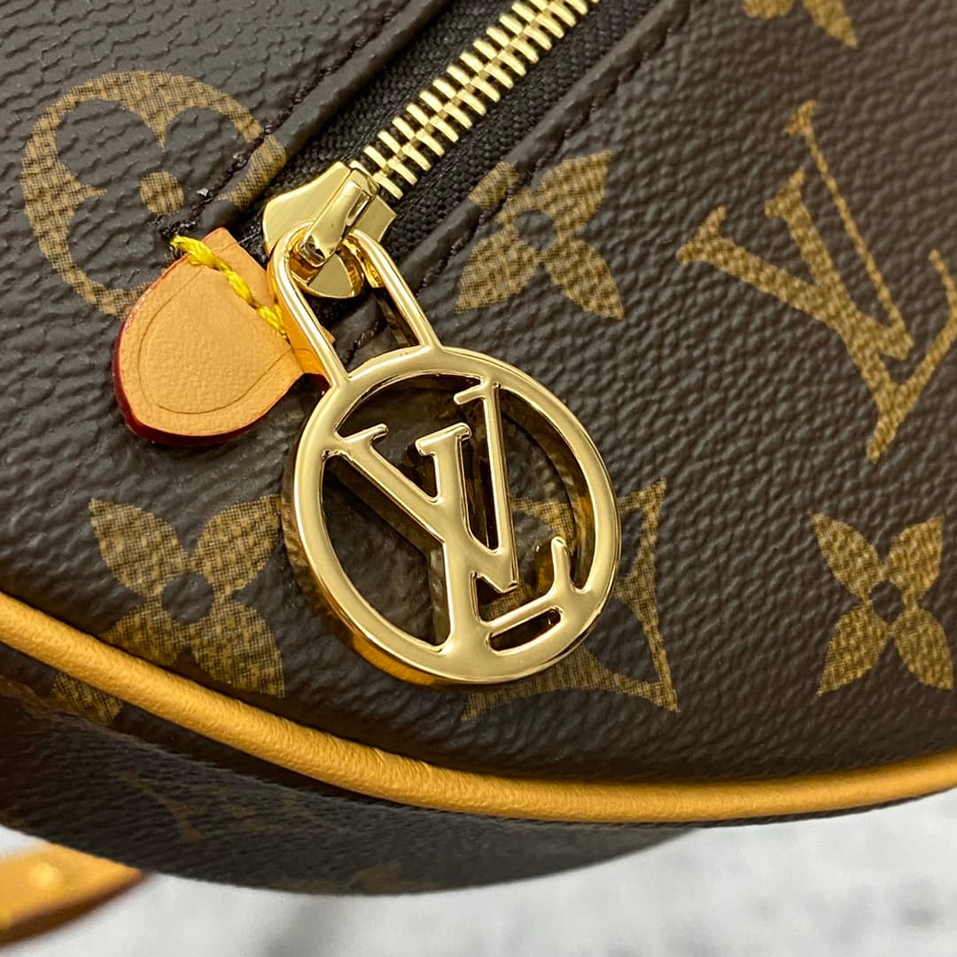 YupooPA Bags: Moon Bag Odeo - Vintage Monogram Canvas & Leather Crossbody image 5