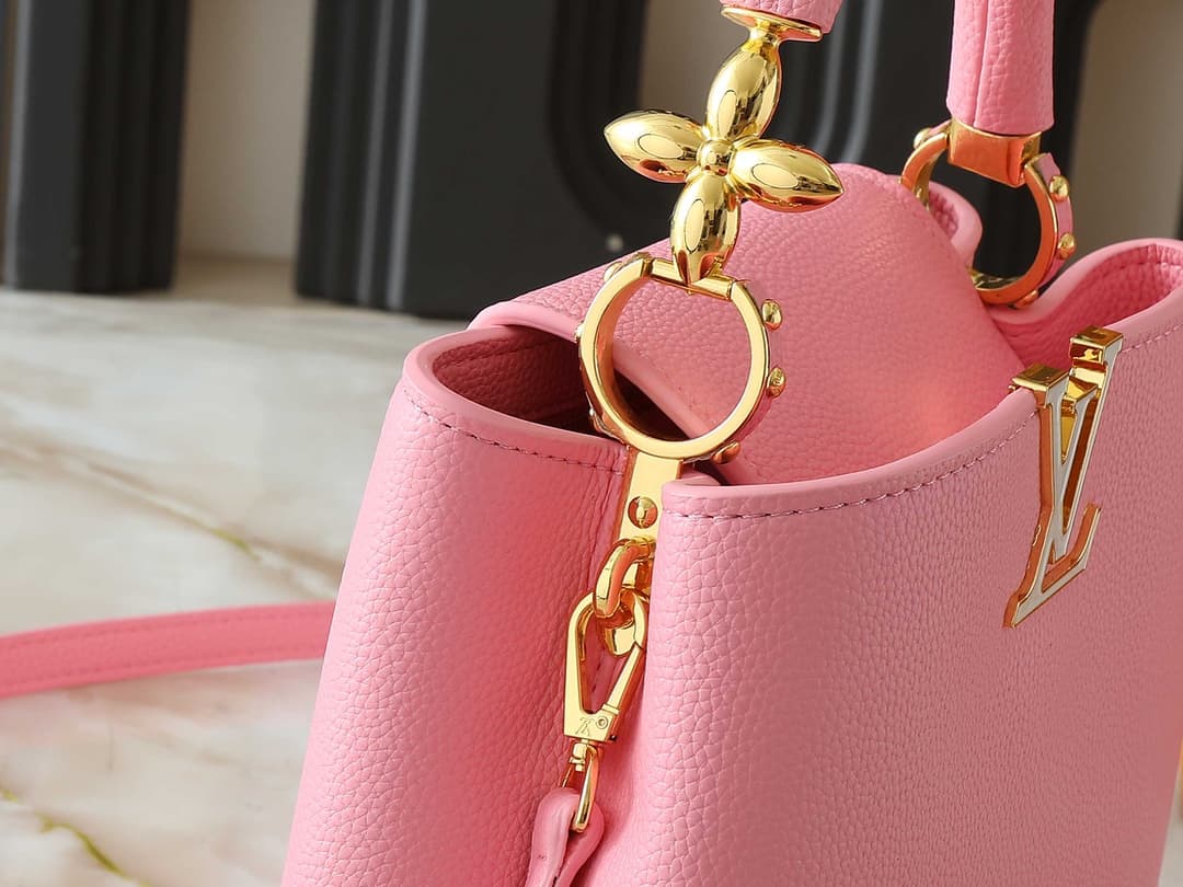 YupooPA Lv Handbag Lv Capucines Malletage Bag Pink image 7