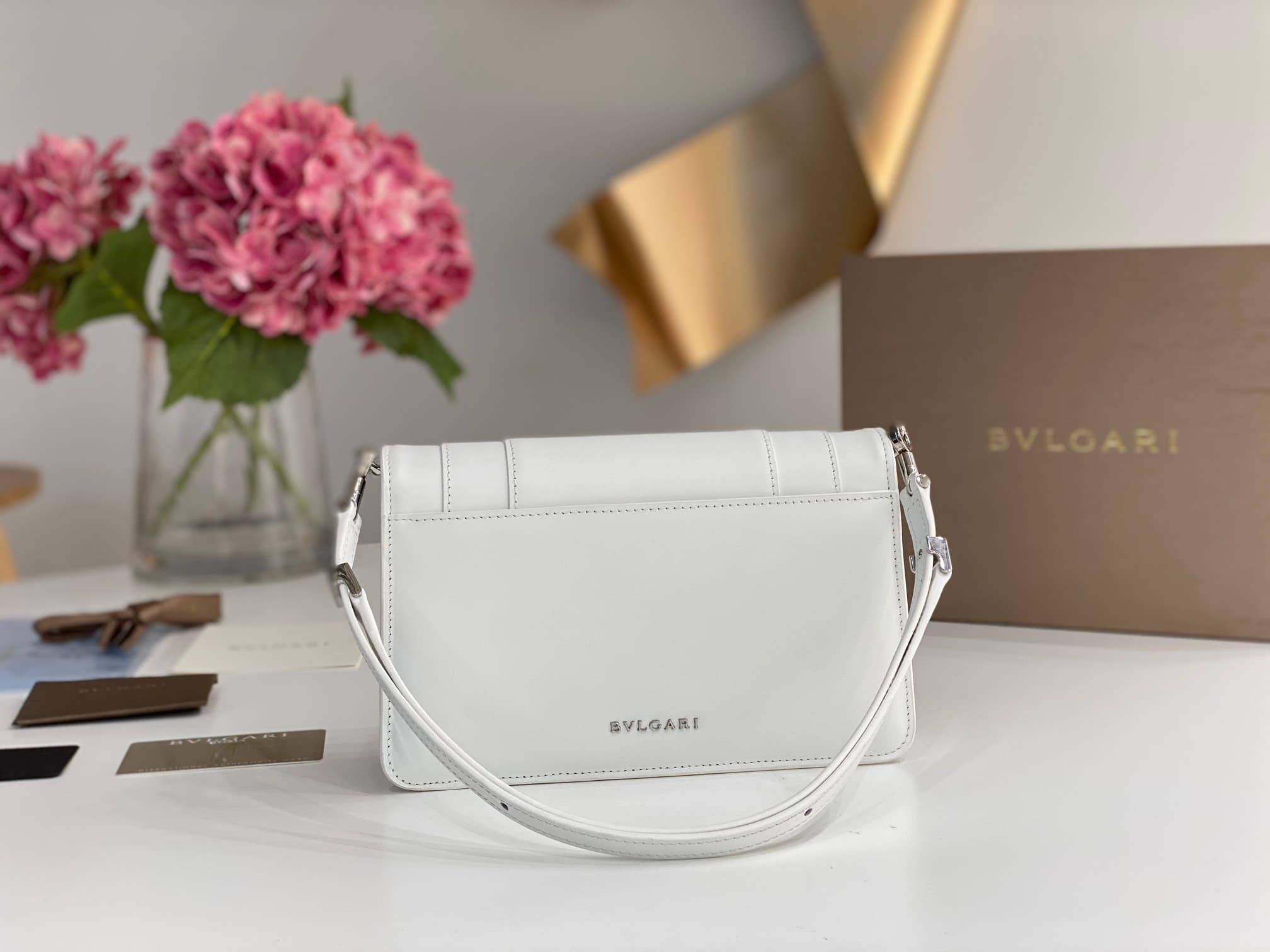 YupooPA Bulgari Serpent-Clasp East-West Leather Bag👜 image 8