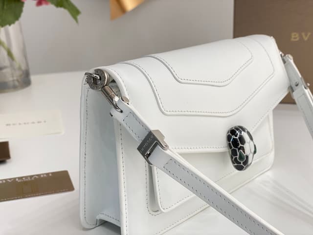 Bulgari Serpent-Clasp East-West Leather | Yupoo Rep Items image 4