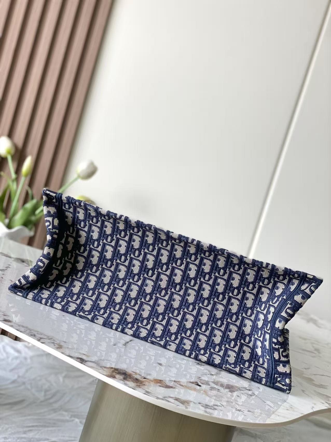 YupooPA Dior Book Tote Large Chip Id Tote Bag image 4