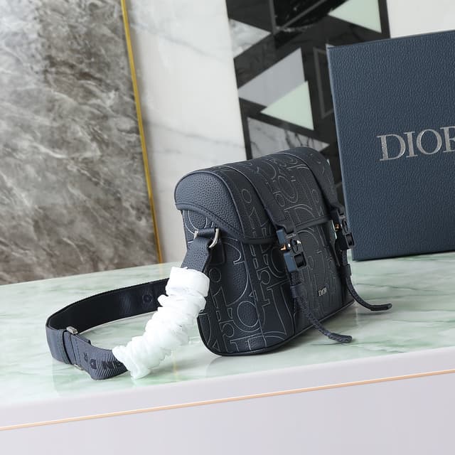 Dior Hit The Road Navy Gravity Messenger | Yupoo Rep Bags image 2