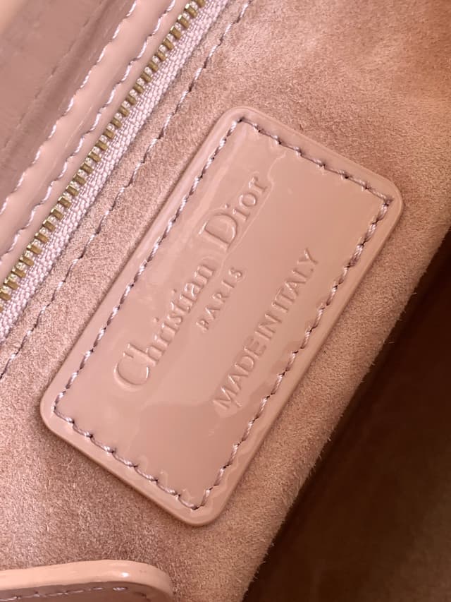 Dior Medium Size Lady Handbag | Yupoo Rep Bags image 9