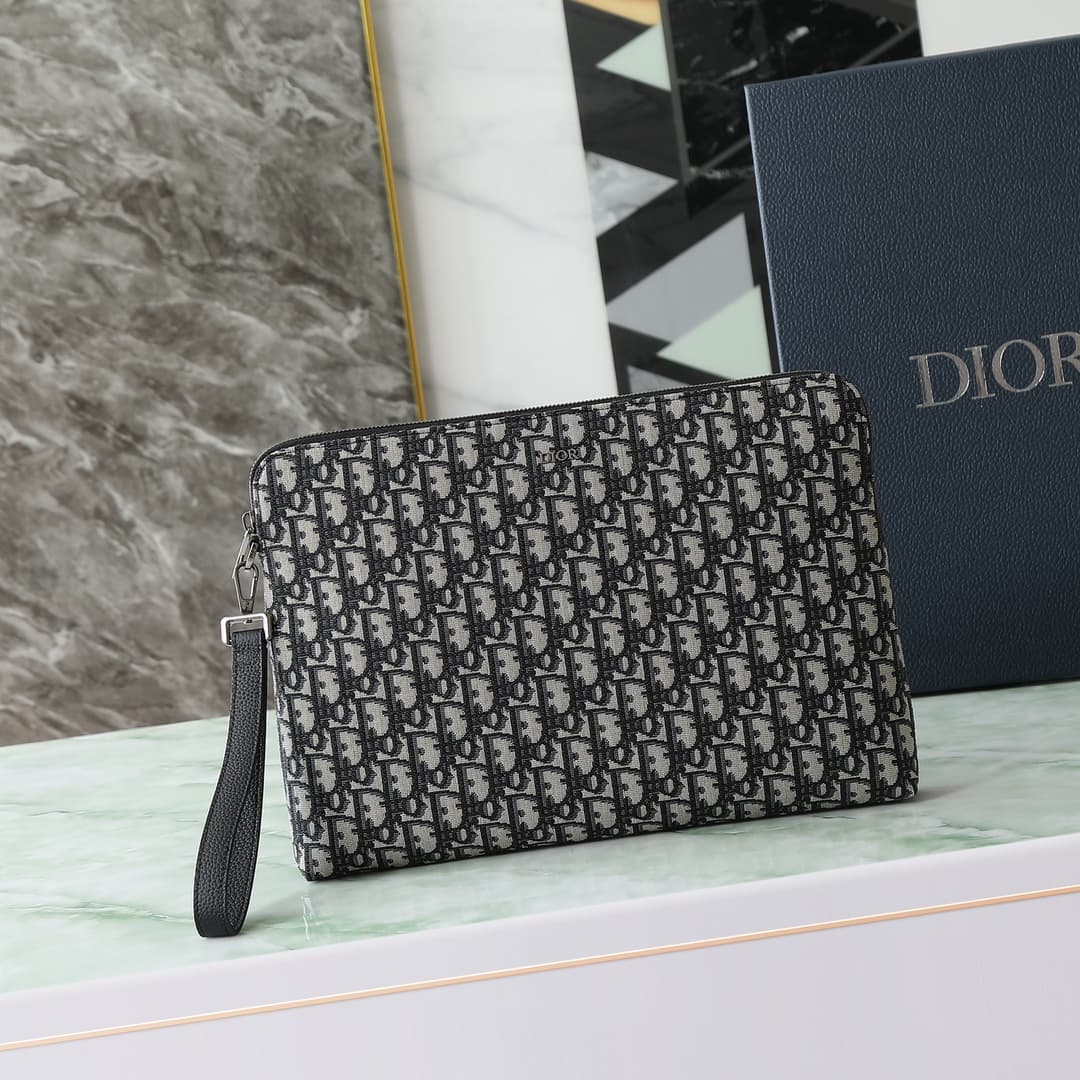 Dior Oblique Zip Clutch In Black And Beige | Yupoo Rep Bags image 1