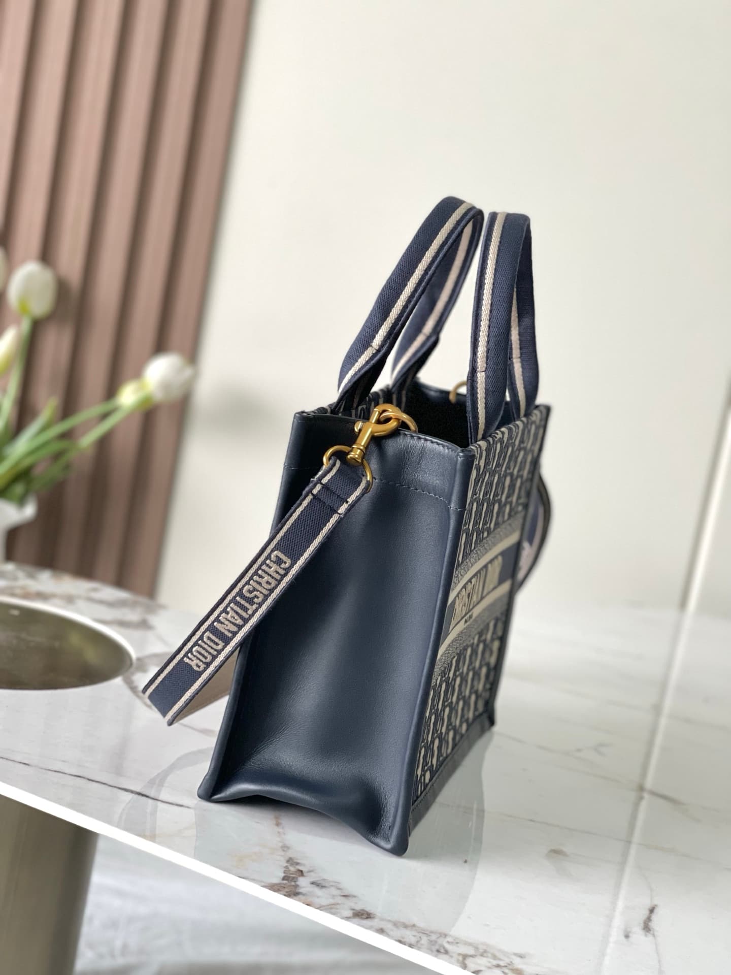 YupooPA Dior Tote With Small Leather Handbag image 3