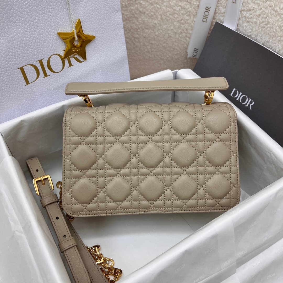 YupooPA Dior New Jolie Dior Pearl Handle Bag image 2