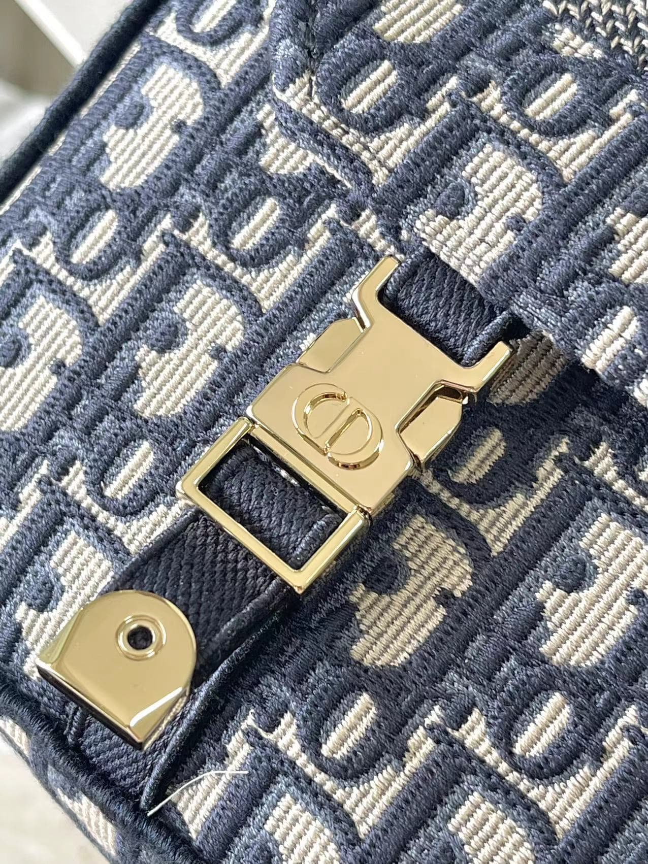 YupooPA Dior Postman Large Handbag image 6