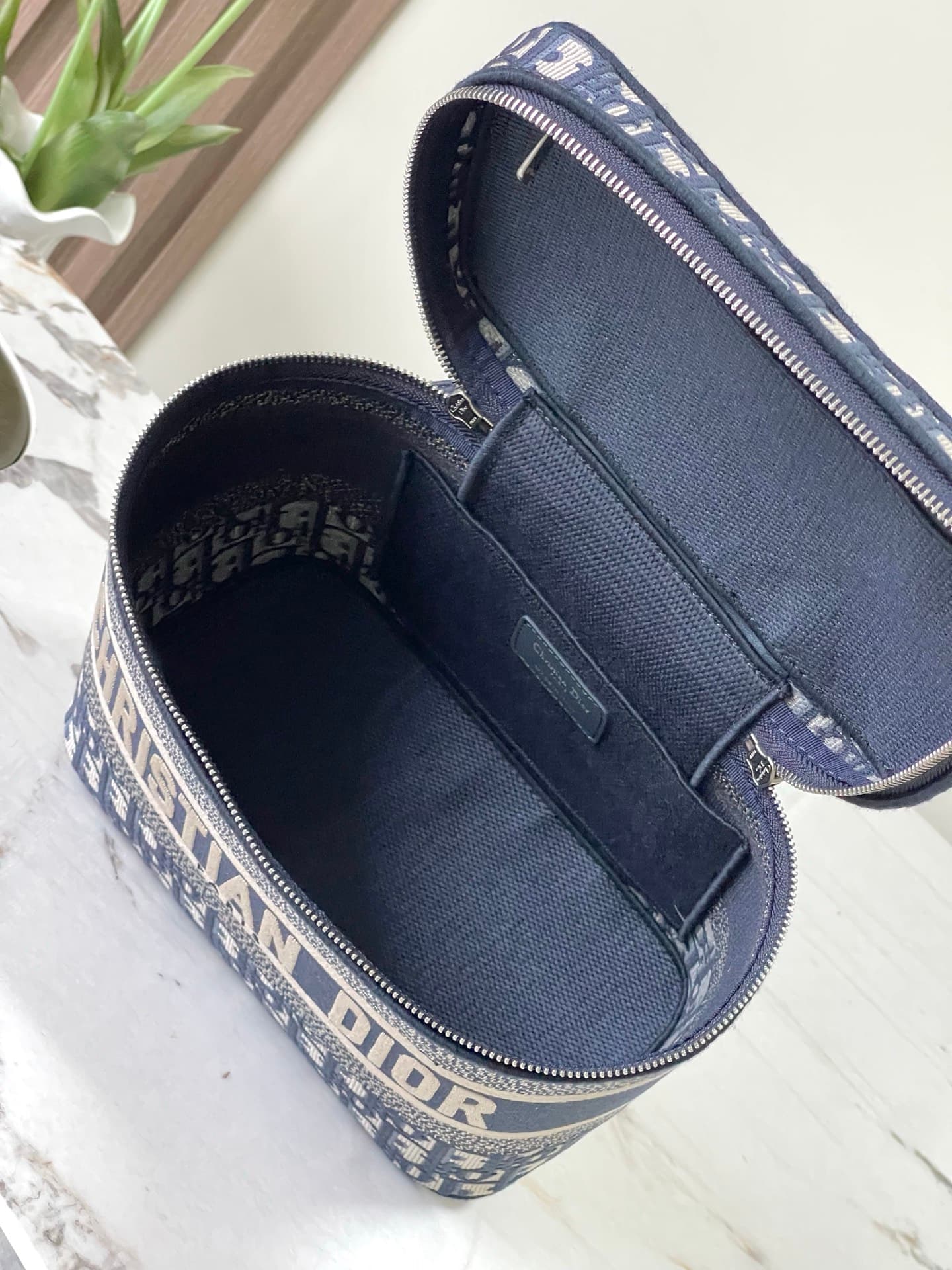 YupooPA Diortravel Vanity Large Blue Oblique Bag image 8