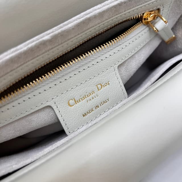 Jolie Dior Pearl Handle | Yupoo Rep Bags image 6