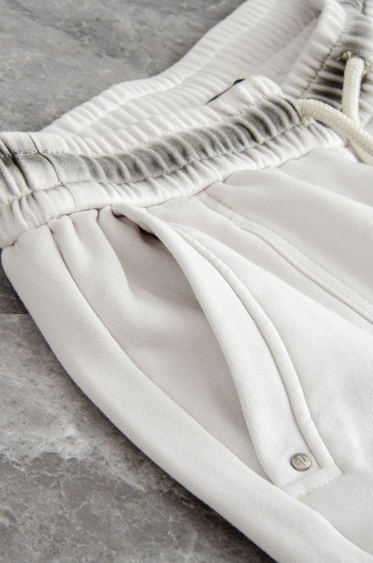 YupooPA clothing: BALENCIAGA 2025SS Summer Casual Shorts image 5