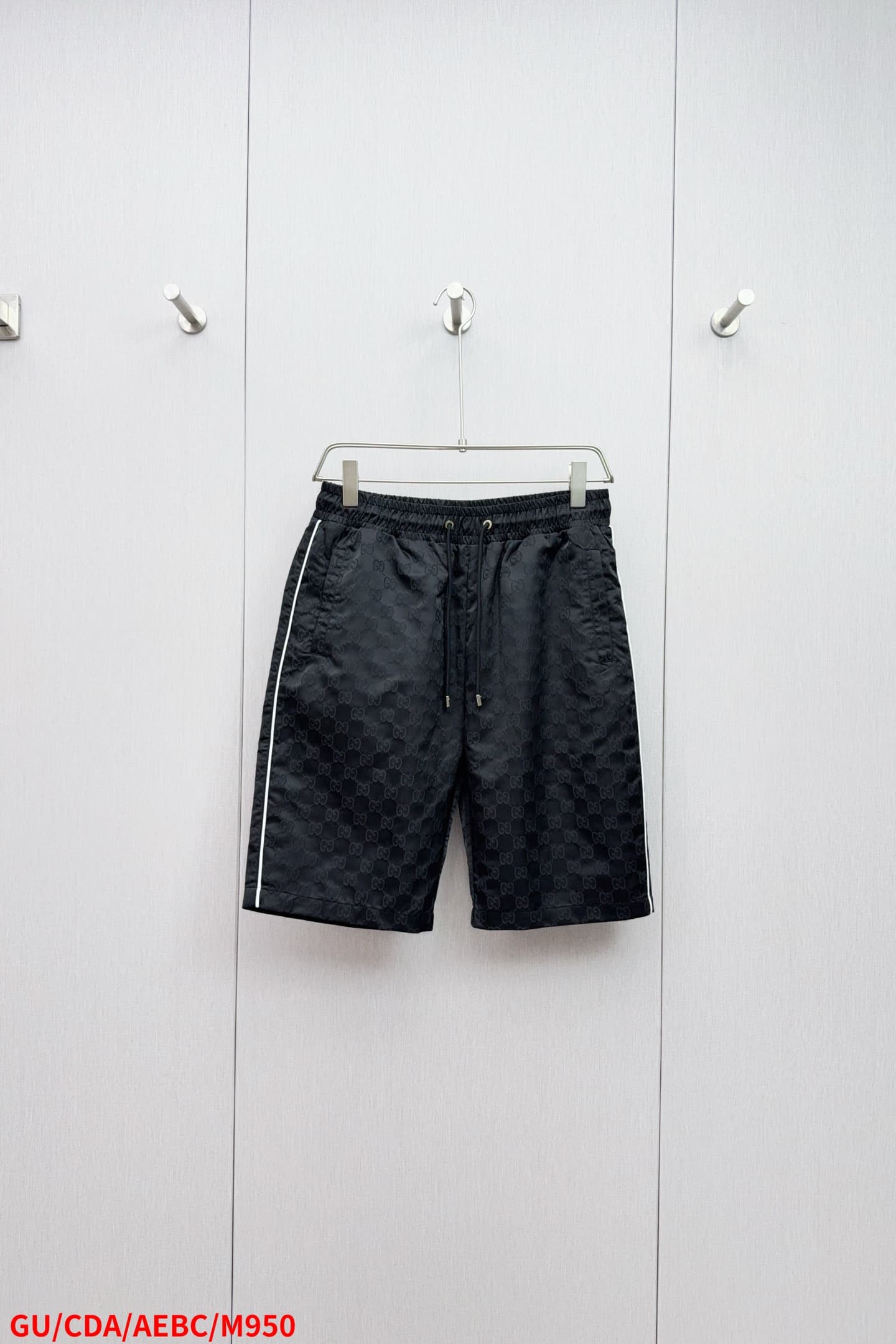 Gucci P180 M950 - Premium Shorts | Yupoo Rep Clothing image 1
