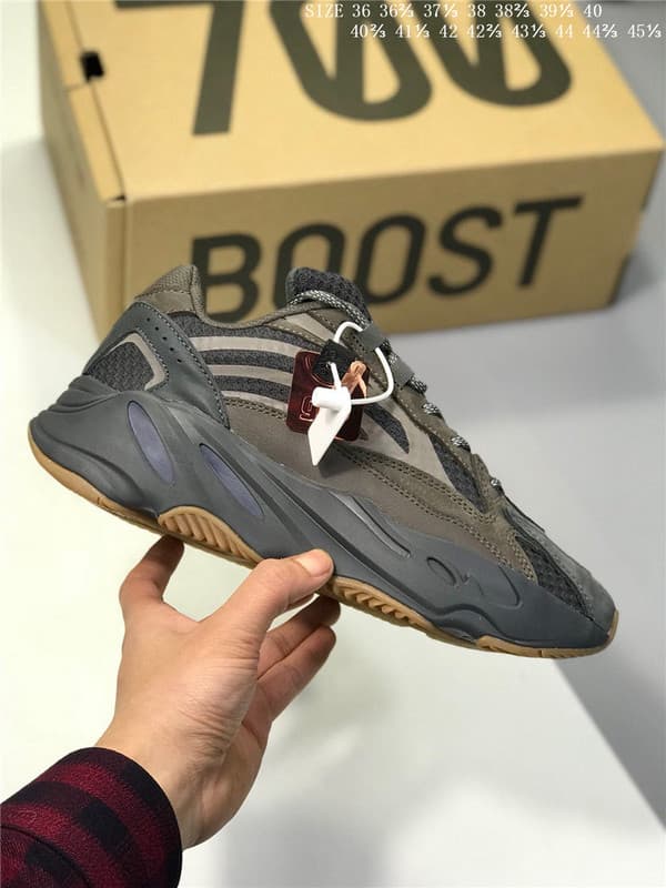 YupooPA Shoes: Adidas Yeezy 700 image 2