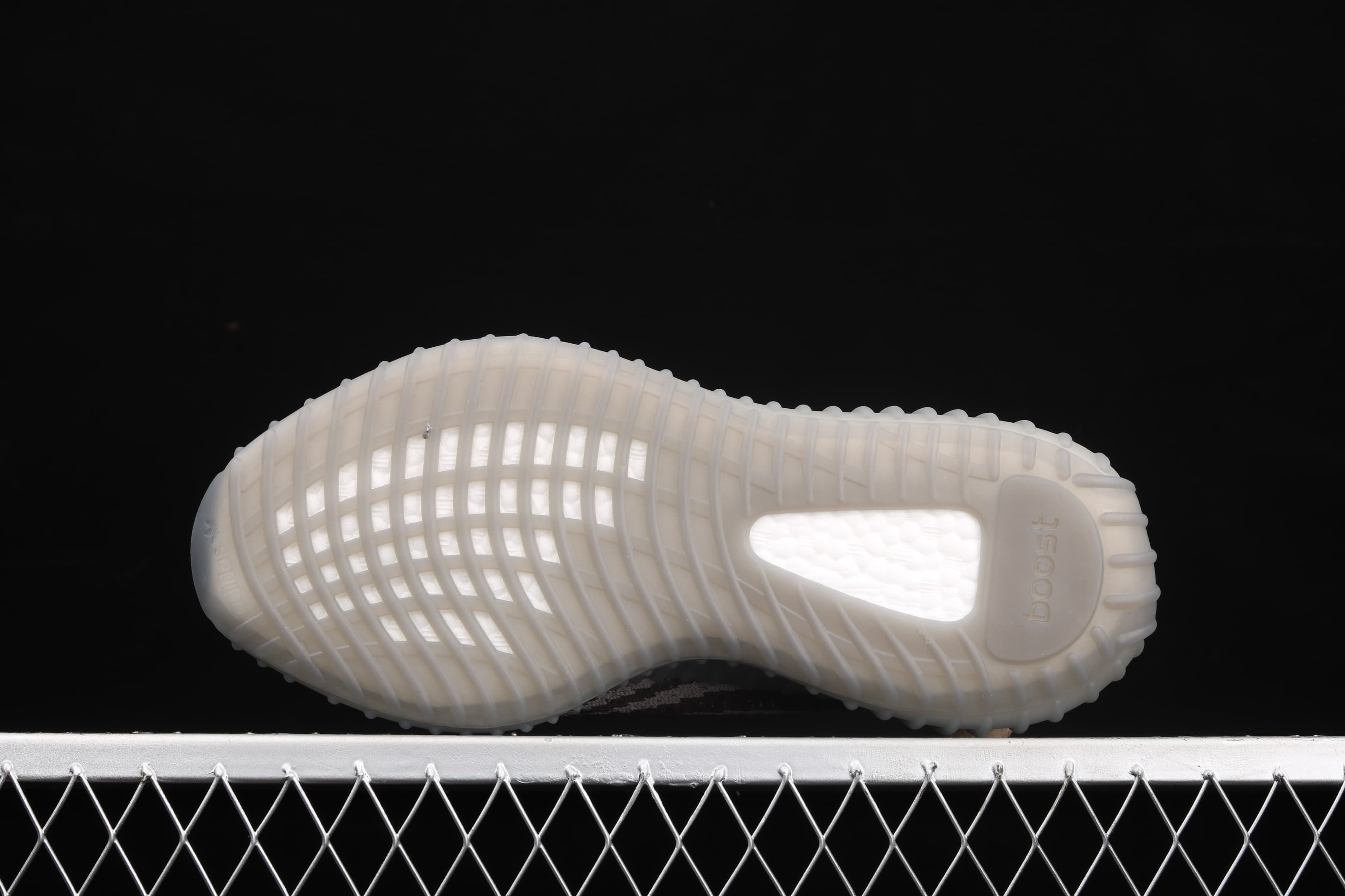 YupooPA Shoes: Premium Yeezy Yupoo Sneakers image 3