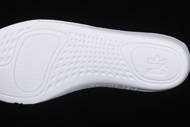Yeezy 350 Boost V2 | Yupoo Rep Sneakers (Ref 621) image 14