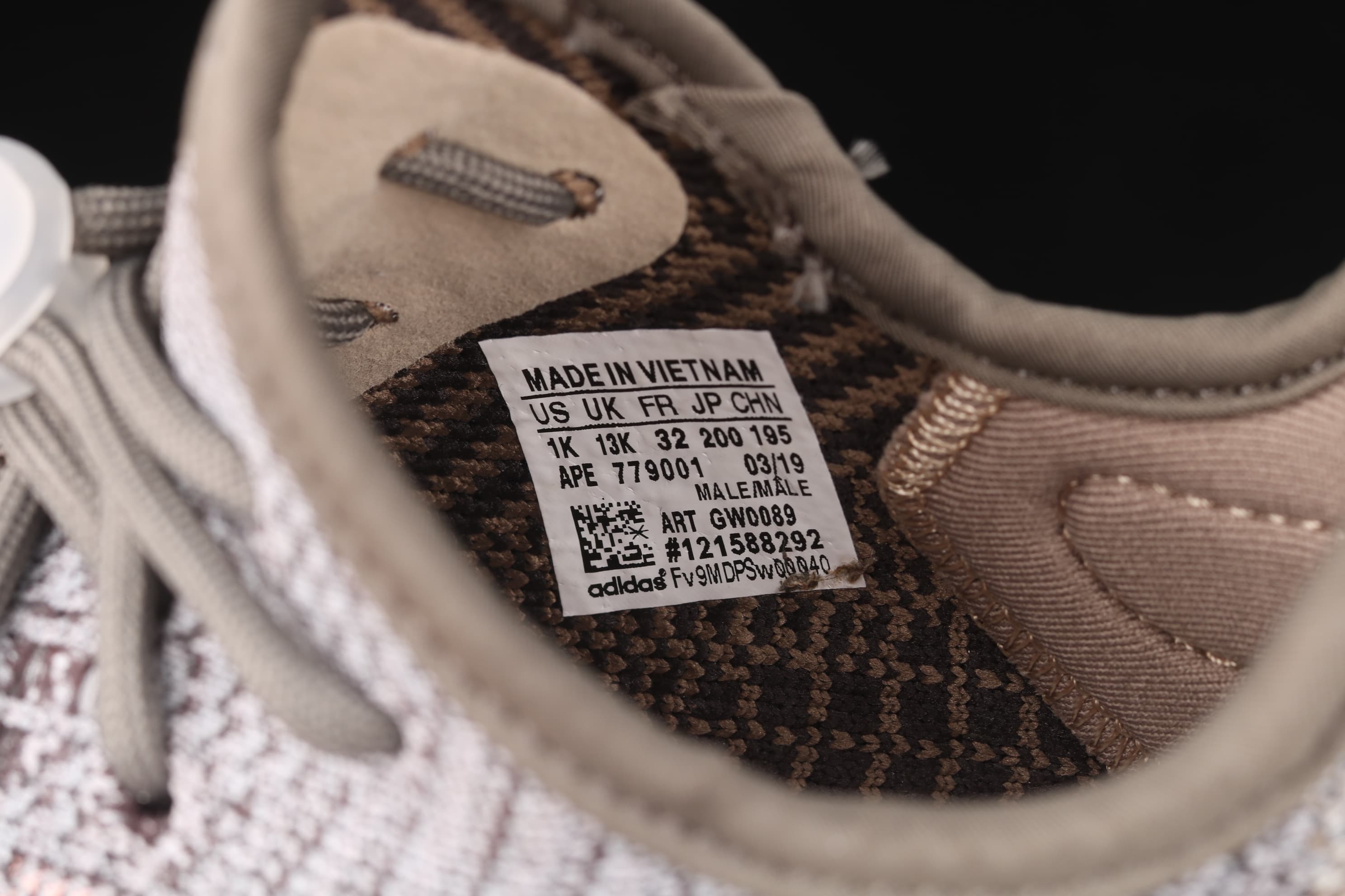 YupooPA Shoes: Premium Yeezy Yupoo Sneakers image 11