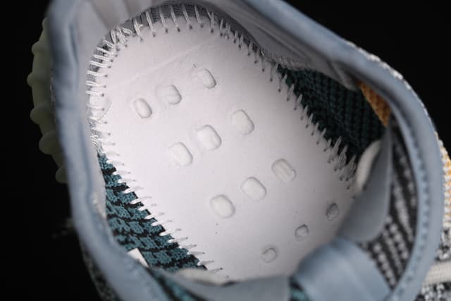 Yeezy 350 Boost V2 | Yupoo Rep Sneakers (Ref 554) image 12