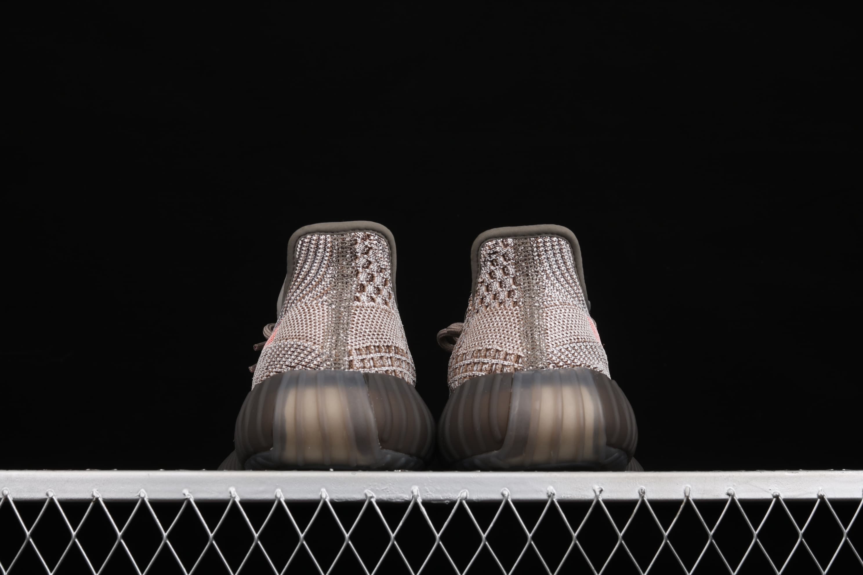 YupooPA Shoes: Premium Yeezy Yupoo Sneakers image 5