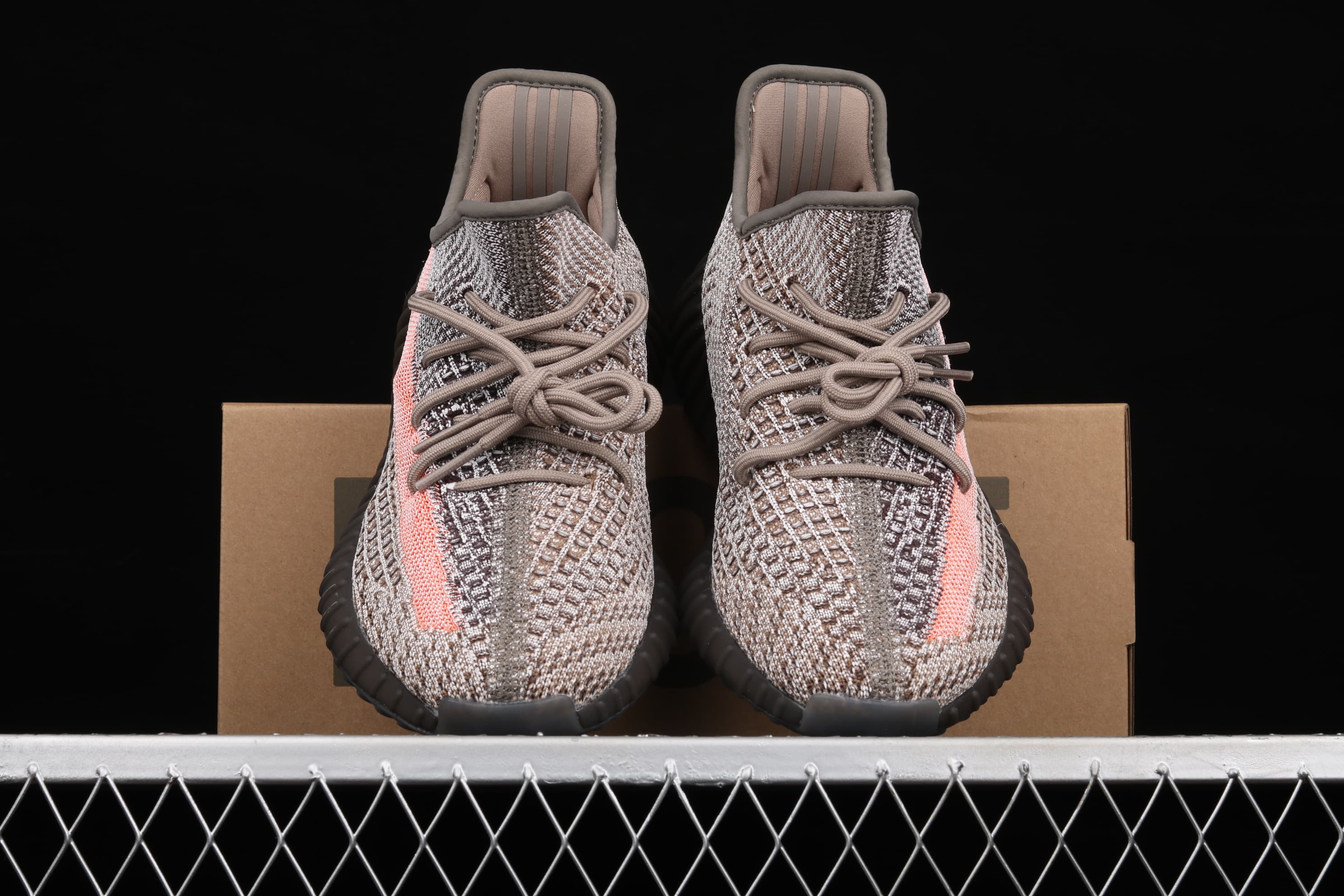 YupooPA Shoes: Premium Yeezy Yupoo Sneakers image 6