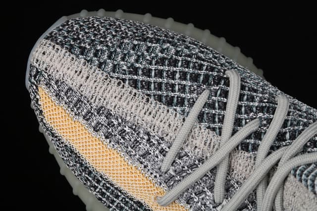 Yeezy 350 Boost V2 | Yupoo Rep Sneakers image 9