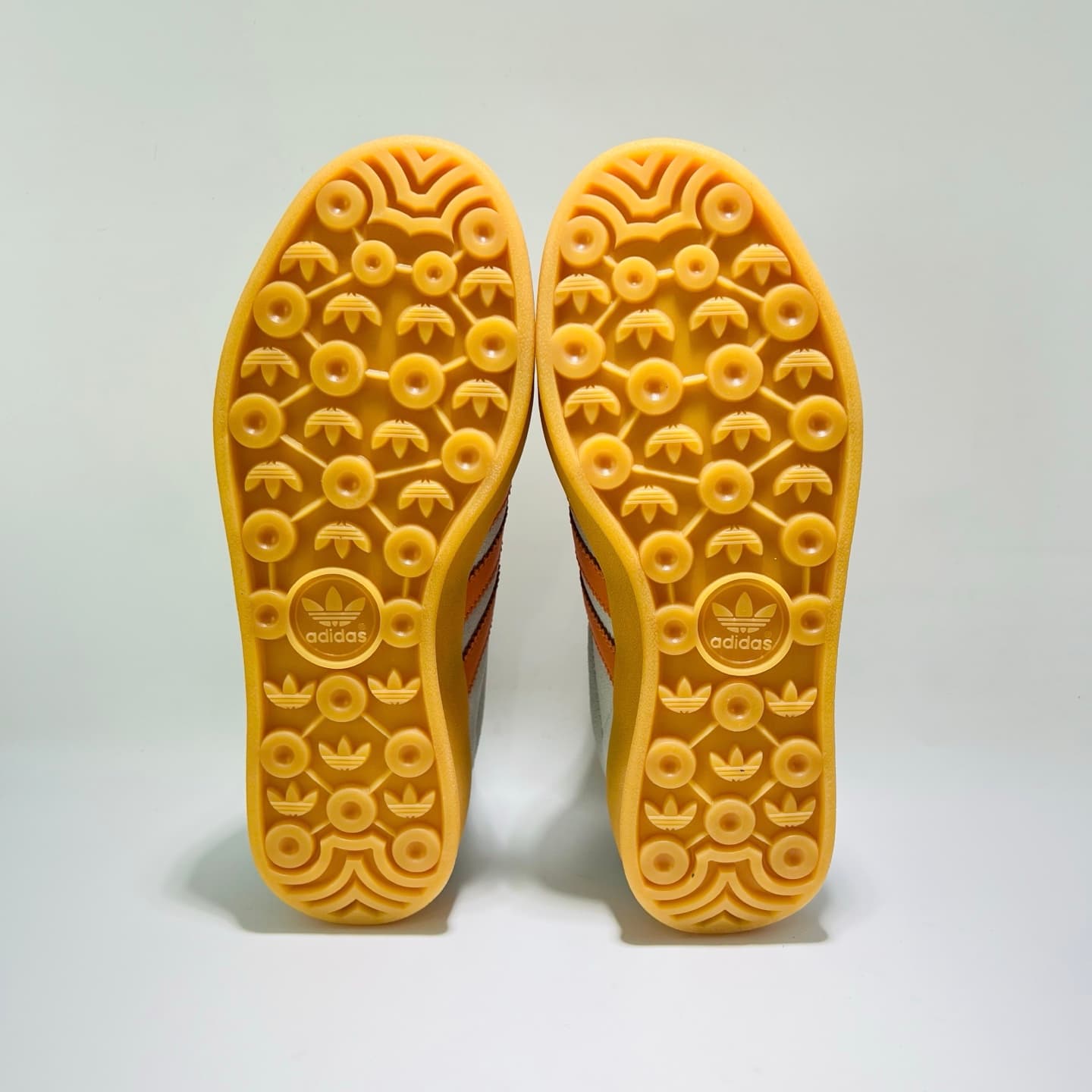 adidas Originals GAZELLE - Low-Top Lifestyle Sneakers (Blue/White) image 5