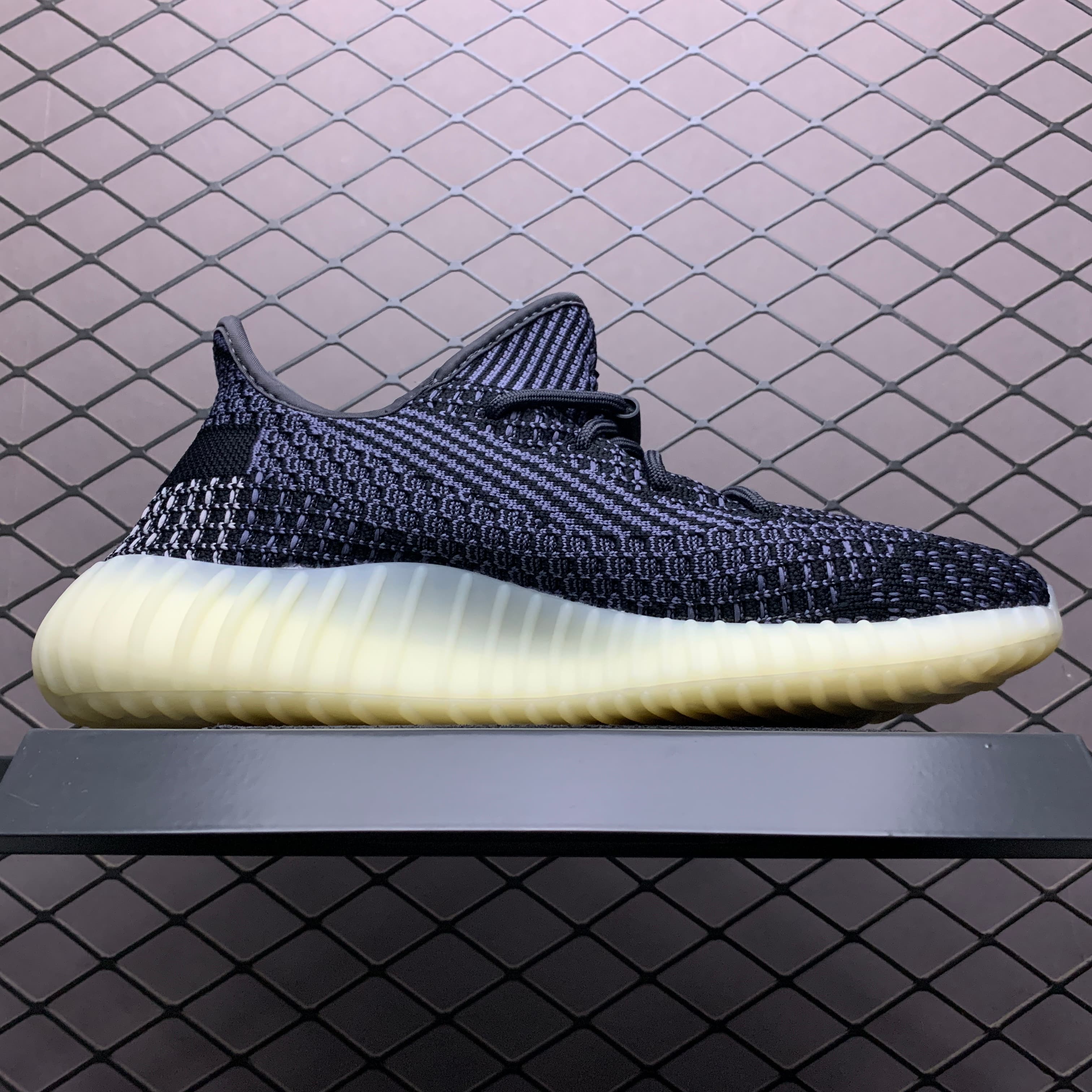 YupooPA Shoes: Premium Yeezy Yupoo Sneakers image 3
